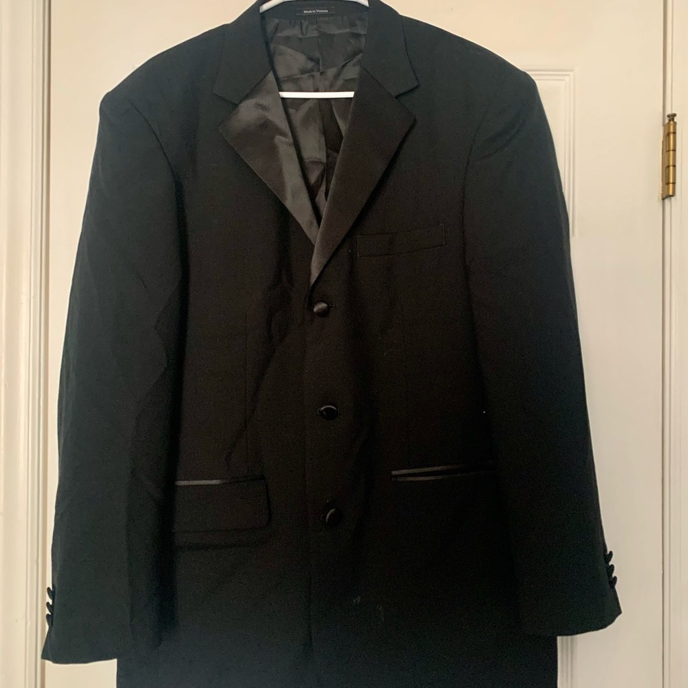 Black Tuxedo
